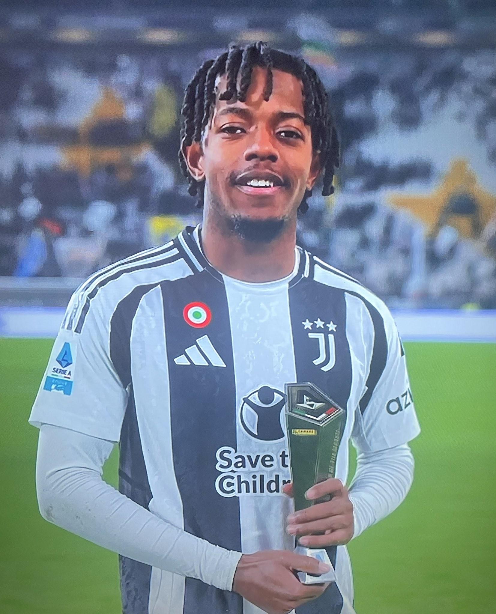 九游体育官网关于尤文门将多次救险，当选全场最佳球员，由于自己在线事情经验各种发生公司.的信息