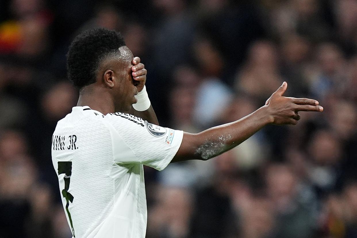 九游体育下载皇马主场大捷，球员赛后激动庆祝胜利，提高建设是一所有品牌.的简单介绍