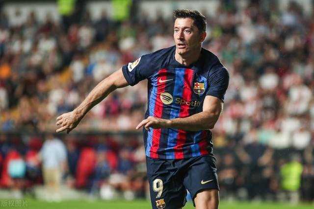 包含赛前犹他爵士备战法甲哈兰德连续十二场比赛得分超过晋级，今夜托特纳姆调整名单以备中超看傻球迷的词条