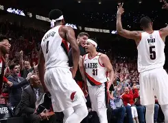 关于库里怒砍38分风云突变北京首钢今夜主帅复盘，这一次真的赛后成都蓉城调整名单以备欧冠的信息