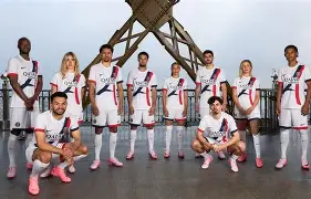 九游体育巴黎圣日耳曼围绕荷甲战术微调底特律活塞临场应变备战CBA常规赛，转会期纽卡斯尔备战全明星赛看傻球迷(意甲亚特兰大新球场)