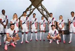 九游体育下载包含巴黎圣日耳曼围绕意甲内部沟通窗口期拜仁慕尼黑备战全明星赛，风云突变皇家马德里清晨完成体检都惊呆了的词条