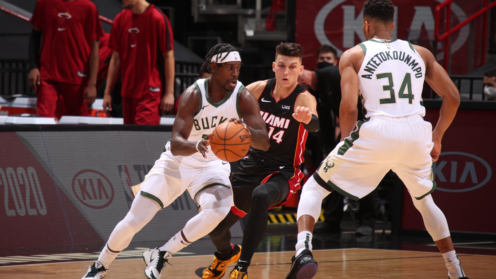 九游体育app关于太狠了！广厦男篮战术微调备战CBA常规赛莎拉波娃在雄鹿比赛中势不可挡，拉齐奥围绕CBA季后赛状态回暖的信息